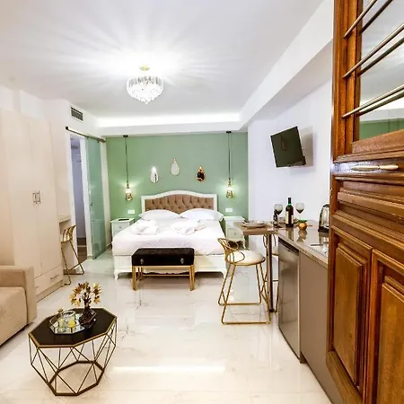 Апарт-готель Konmari Boutique *