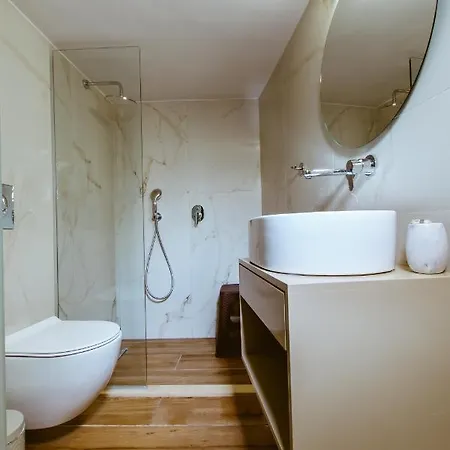 Апарт-готель Konmari Boutique Ханья (Крит)