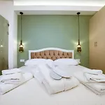 Konmari Boutique Апарт-готель *