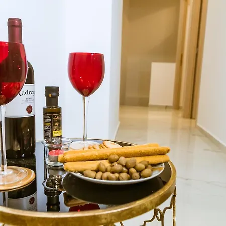 Konmari Boutique Aparthotel *