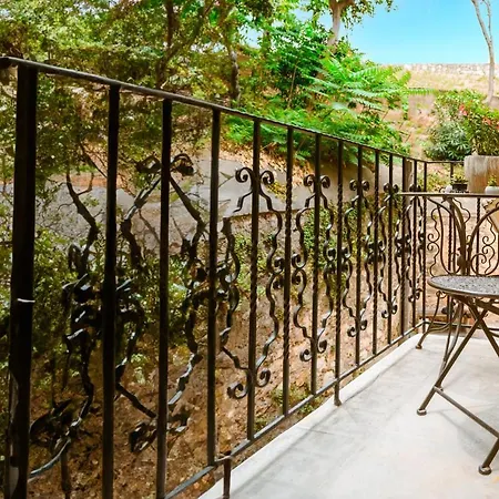 Konmari Boutique Aparthotel Chania (Crete)