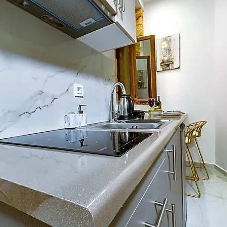 Konmari Boutique Aparthotel