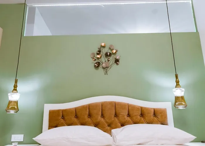 Konmari Boutique ハニア